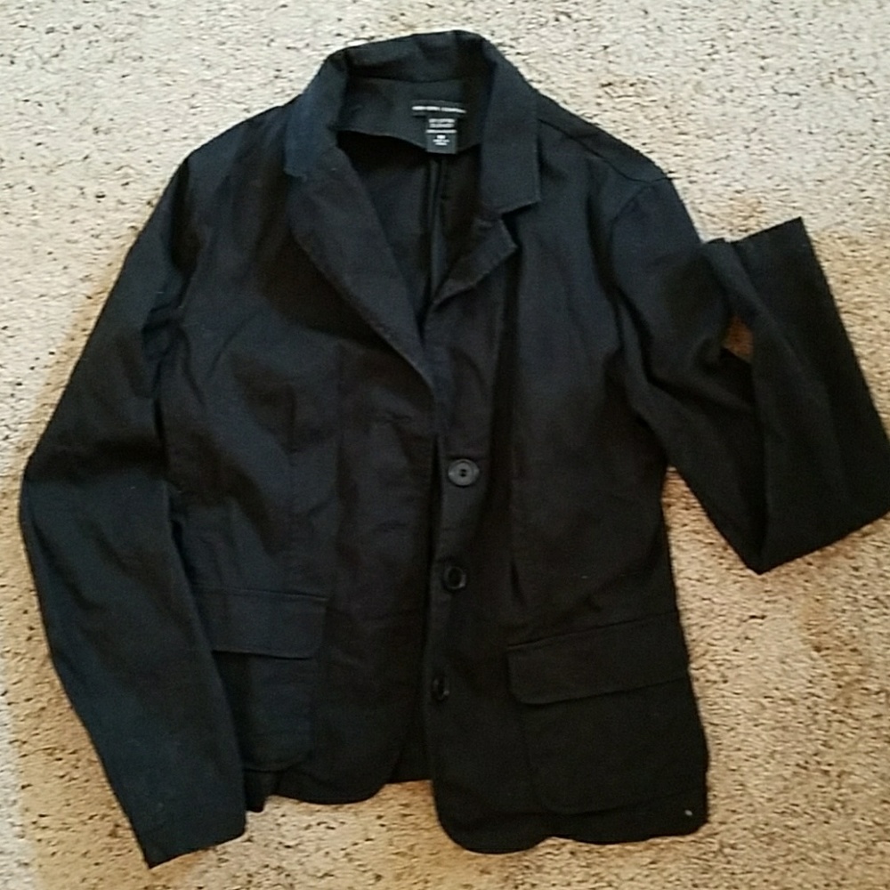 Black 3 button blazer